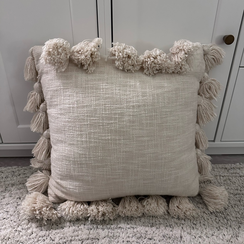 Cream Textured Accent Throw Pillow with Tassels